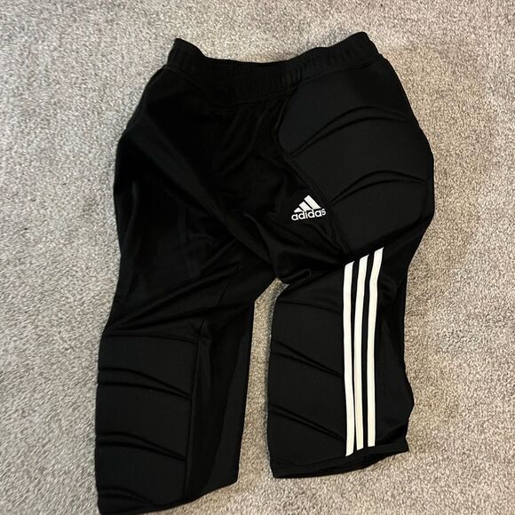 Black adidas Soccer 3 stripe 3/4 padded men’s goalie goalkeeper pants shorts M - Picture 1 of 3